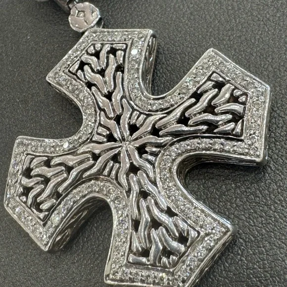 John Hardy Sterling Silver/ 18k Classic Chain Diamond Cross - Picture 6 of 10